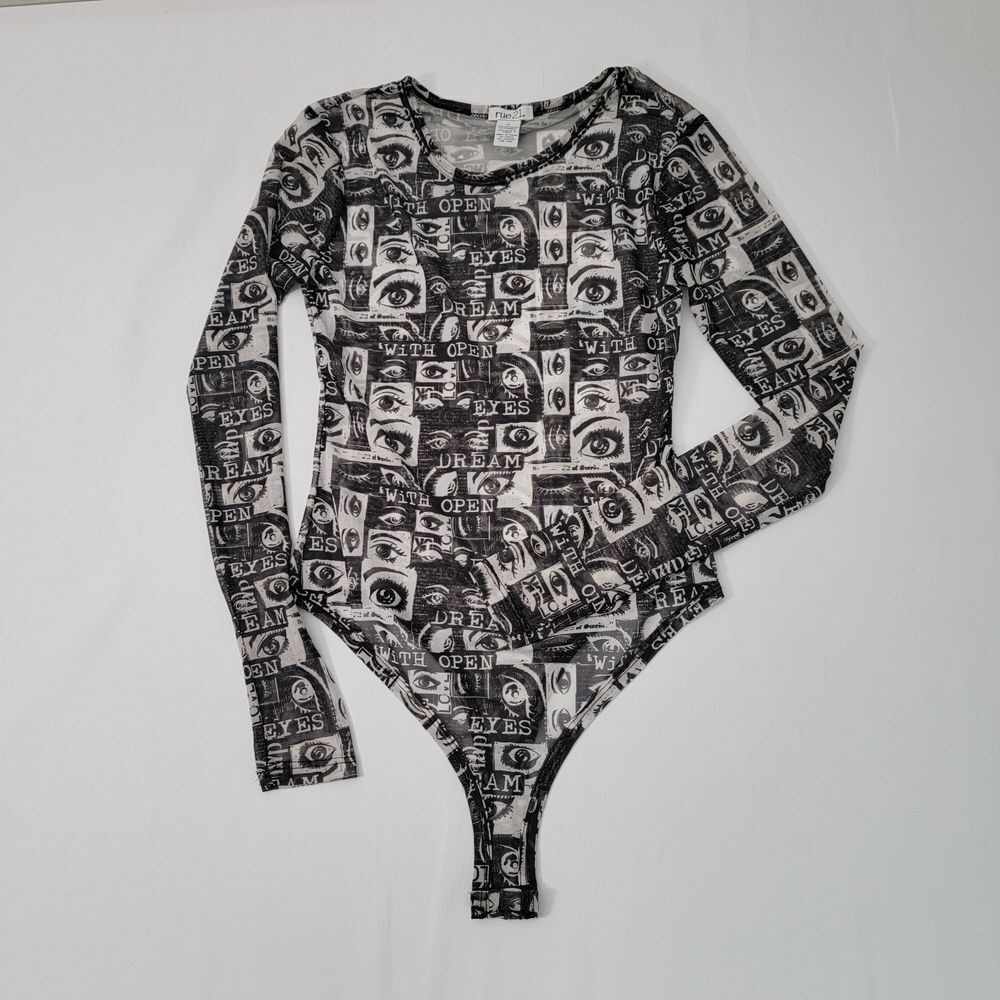 Rue 21 checkered Black &white, sheer, eye pattern Size. M "Dream with open eyes"